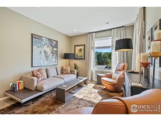 Photo #1: 967434 Listing