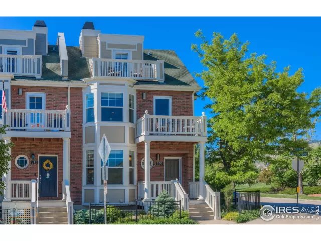 MLS: 967441 Condo For Sale