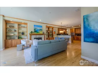 Photo #4: 967441 Listing