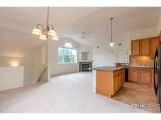 Photo #4: 967446 Listing