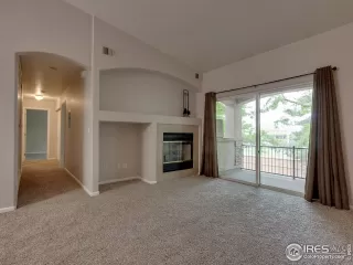 Photo #4: 967527 Listing