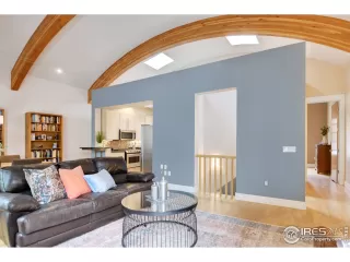 Photo #6: 967590 Listing 