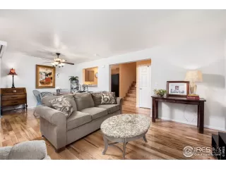 Photo #4: 967607 Listing