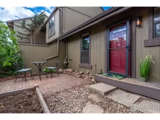 Photo #1: 967679 Listing