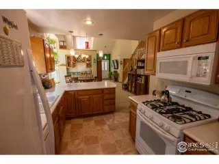 Photo #5: 967692 Listing