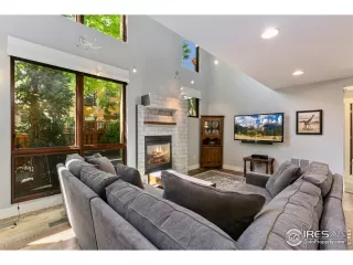 Photo #4: 967697 Listing 