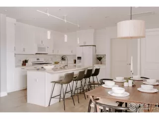 Photo #1: 967715 Listing