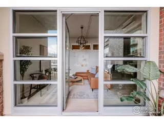 Photo #4: 967715 Listing