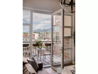 Photo #5: 967715 Listing