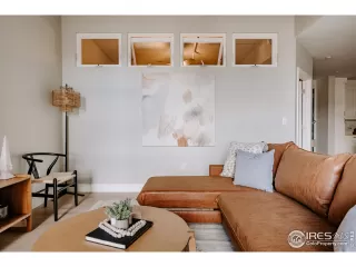 Photo #6: 967715 Listing