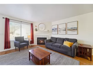 Photo #3: 9677705 Listing