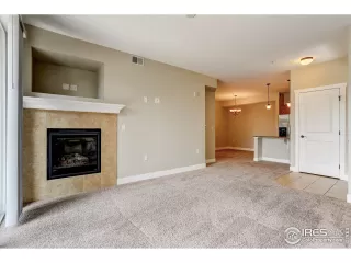 Photo #3: 967789 Listing