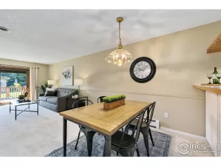 Photo #5: 967909 Listing