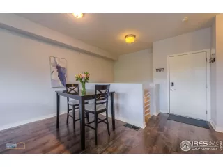 Photo #4: 967969 Listing