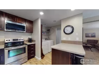 Photo #6: 967976 Listing