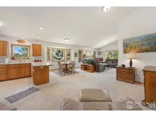 Photo #3: 967983 Listing