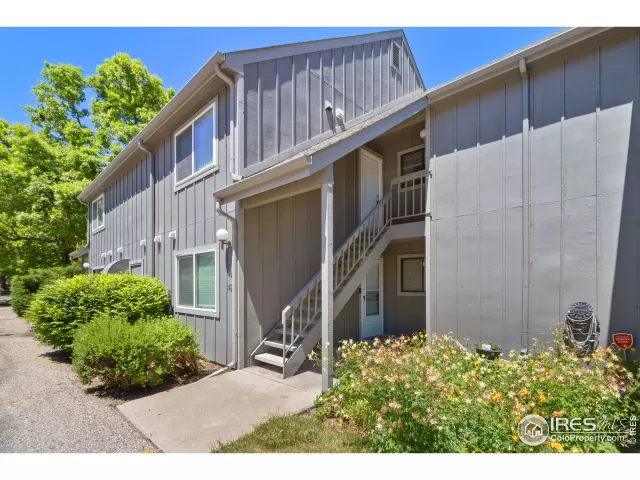 MLS: 967992 Condo For Sale