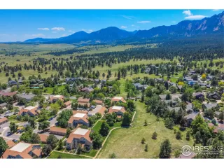 Photo #4: 968021 Listing 