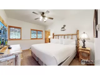 Photo #5: 968066 Listing