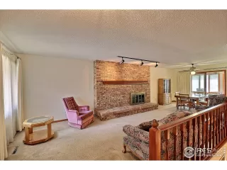 Photo #4: 968075 Listing