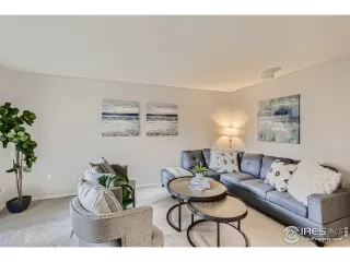 Photo #4: 968131 Listing