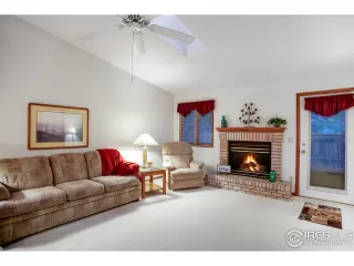 Photo #5: 968144 Listing 