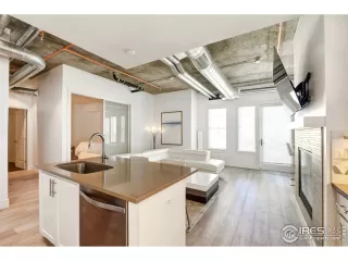 Photo #2: 968229 Listing