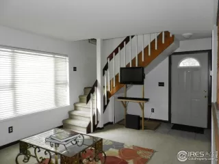 Photo #5: 968237 Listing 