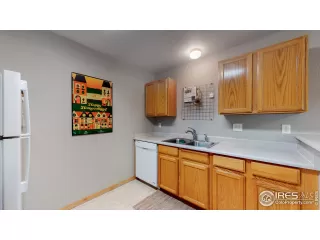 Photo #4: 968255 Listing