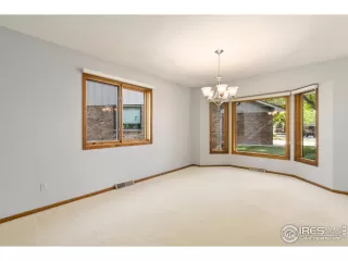 Photo #6: 968303 Listing