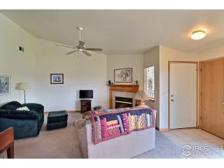 Photo #5: 968402 Listing