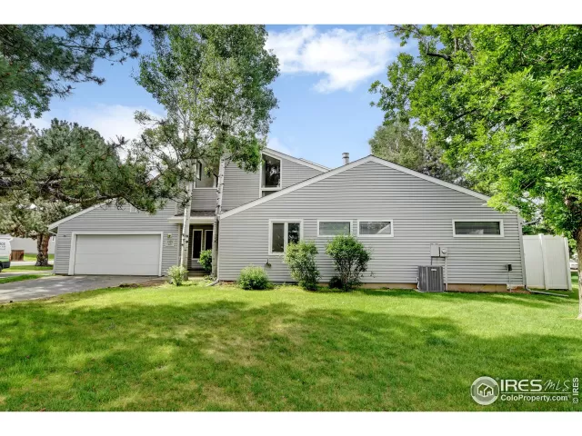 MLS: 968405 Condo For Sale