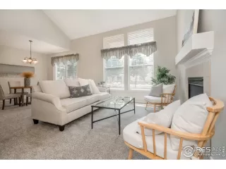 Photo #2: 968423 Listing