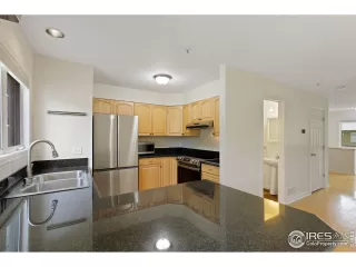 Photo #5: 968476 Listing 