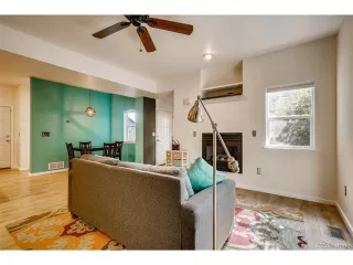 Photo #4: 9685284 Listing