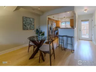 Photo #5: 968543 Listing 