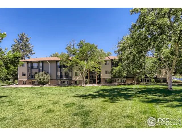 MLS: 968609 Condo For Sale