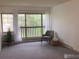 Photo #2: 968609 Listing