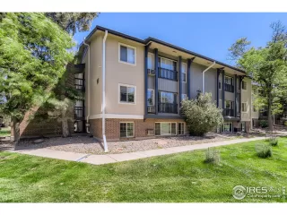 Photo #4: 968609 Listing