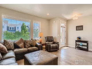 Photo #6: 968612 Listing