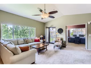 Photo #4: 968613 Listing