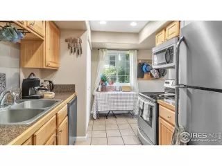 Photo #2: 968682 Listing