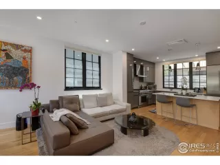 Photo #6: 968710 Listing