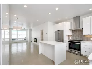 Photo #1: 968830 Listing