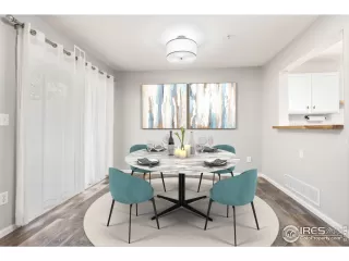 Photo #3: 968847 Listing