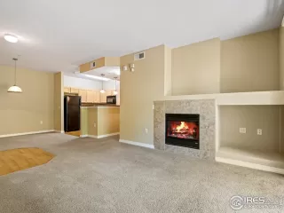 Photo #5: 968858 Listing