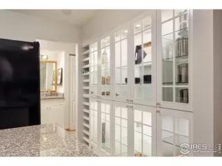 Photo #1: 968860 Listing