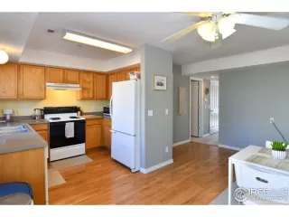 Photo #6: 968874 Listing