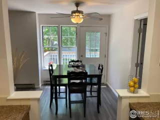 Photo #5: 968900 Listing