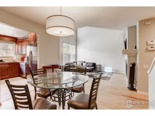 Photo #3: 968956 Listing